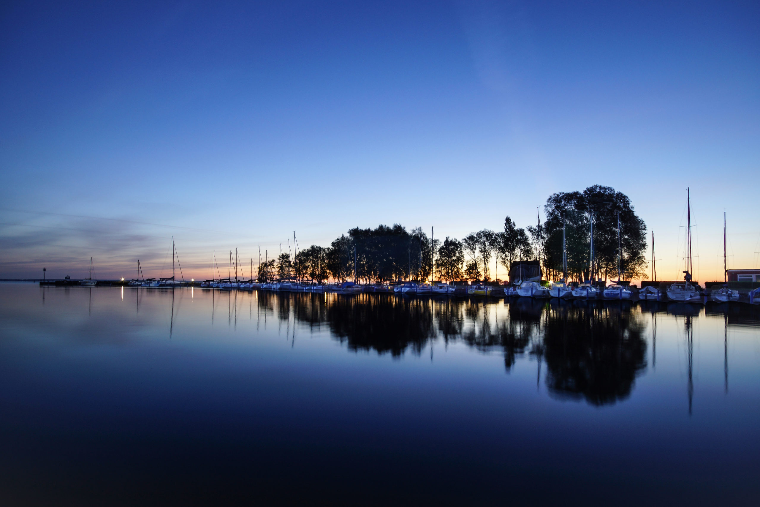 Seegelhafen bei Nacht | Ostseeferienhäuser Stettiner-Haff